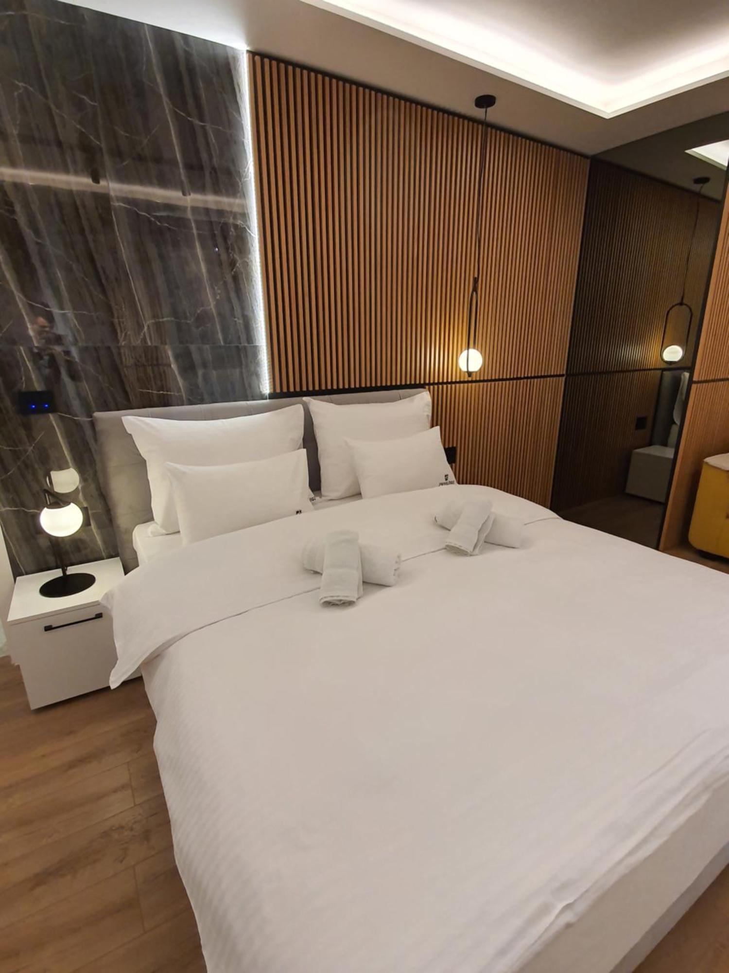 Privilege Suites By Central Park Belgrad Zimmer foto